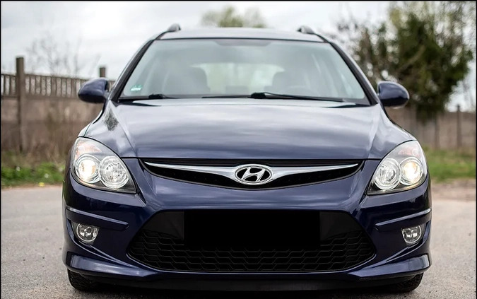 Hyundai I30 cena 19900 przebieg: 150000, rok produkcji 2012 z Elbląg małe 596